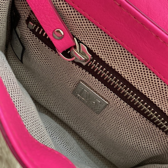 DVF genuine leather shoulder bag / interchangeable clutch - Picture 4 of 8